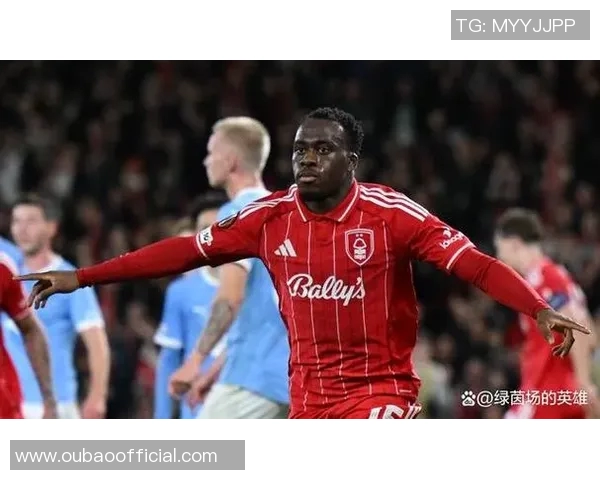 法兰克福成功签下卡利穆恩多完成租借交易并附带买断选项